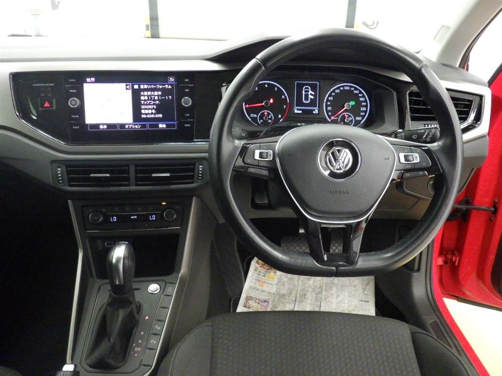 Volkswagen Polo TSIｺﾝﾌｫｰﾄﾗｲﾝ