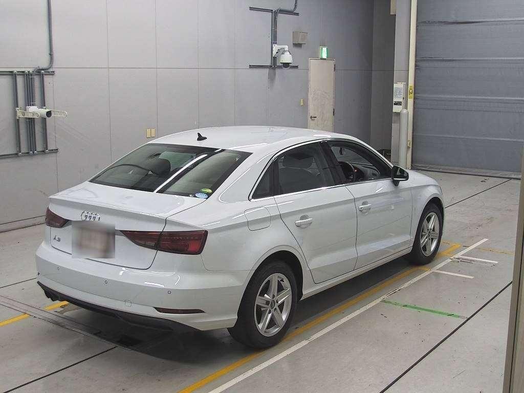 Audi A3 Sedan 30TFSI SIGNATURE ED