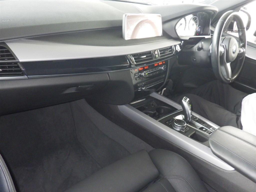 BMW X5 XDRIV40E M SPOILER