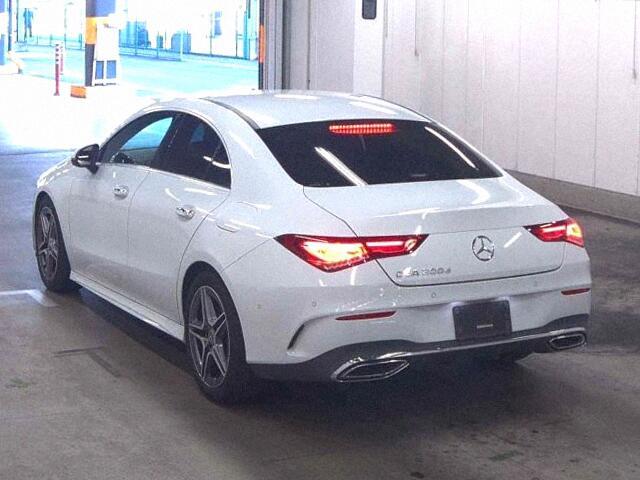 Mercedes-Benz Cla-class CLA200D AMG LINE
