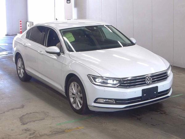 Volkswagen Passat TDI HIGH LINE