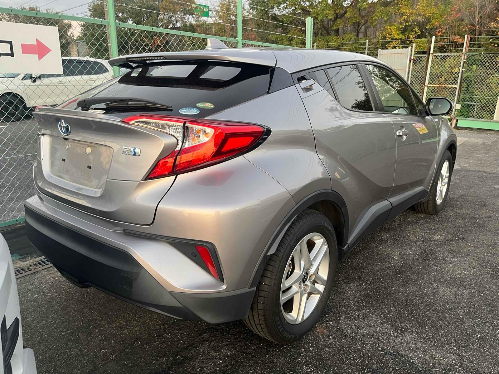 Toyota C-HR S