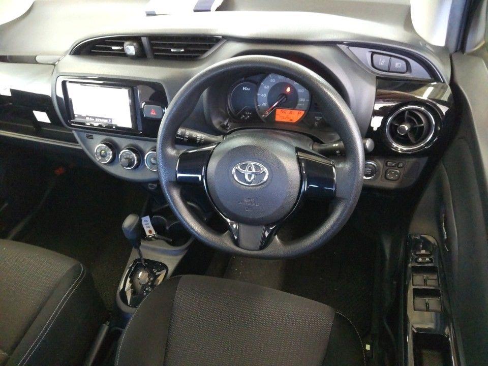 Toyota Vitz 2WD