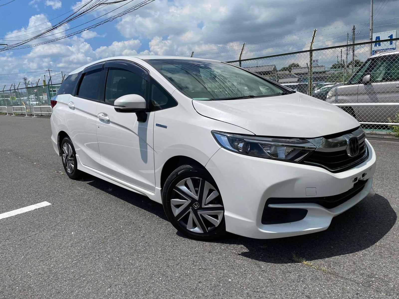 Honda Shuttle HYBRID HONDA SENSING