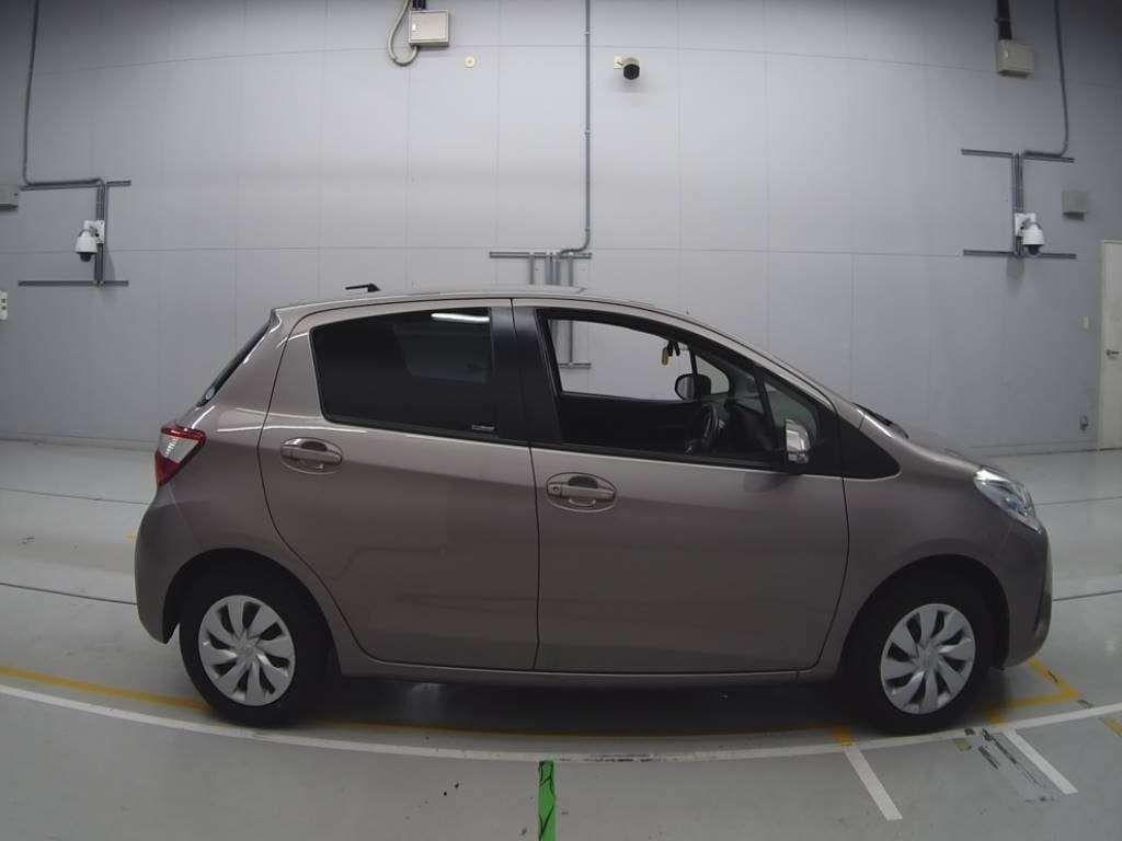 Toyota Vitz F