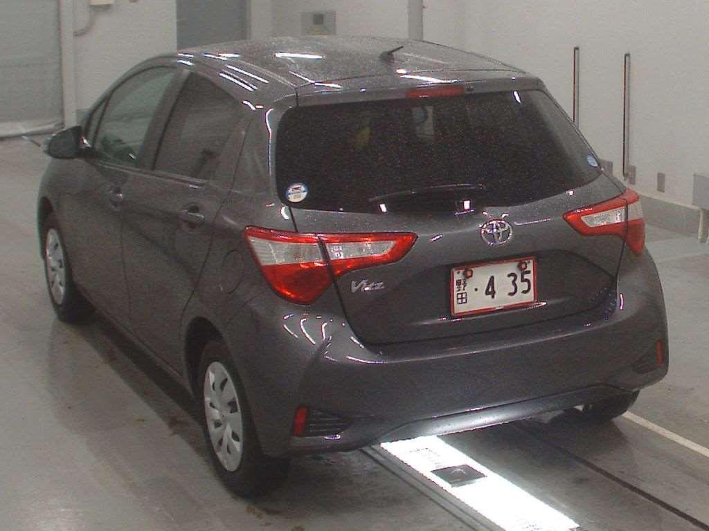 Toyota VITZ  F