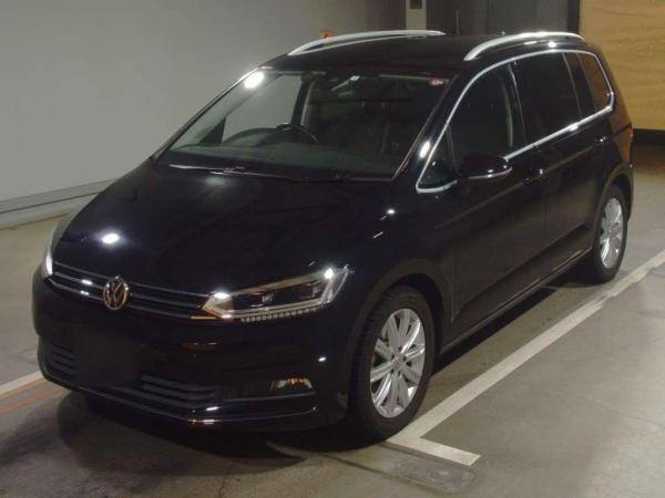 Volkswagen GOLF TOURAN TDI HIGH LINE