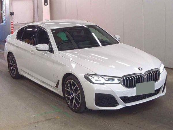 BMW 5 Series 4d 530E M-SPORT EDITION JOY+