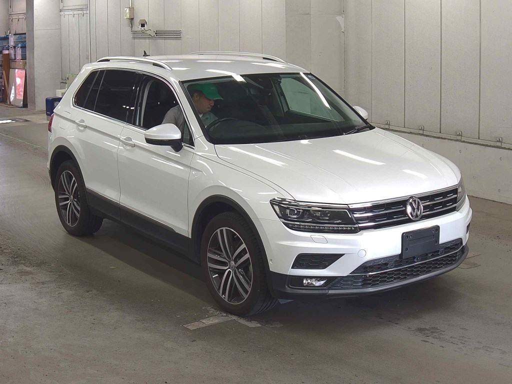 Volkswagen Tiguan TDI 4MOTION HIGH LINE