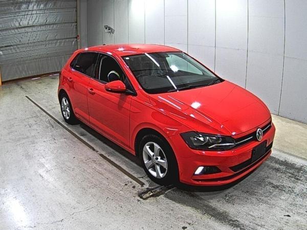 Volkswagen Polo TSIｺﾝﾌｫｰﾄﾗｲﾝ