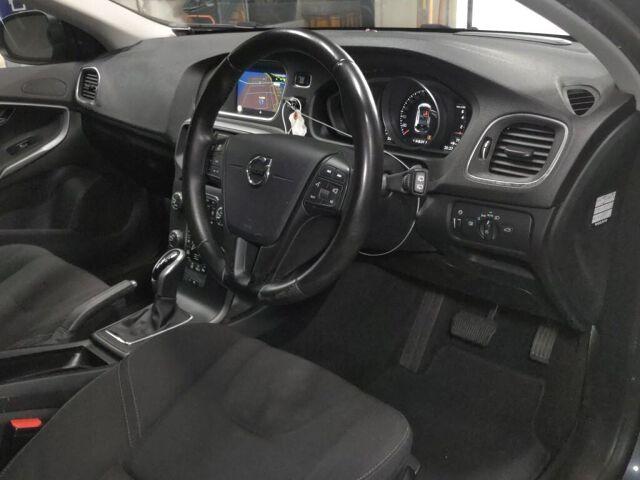 Volvo V40 T3 KINETIC