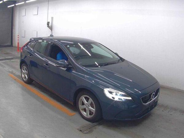 Volvo V40 T3 KINETIC