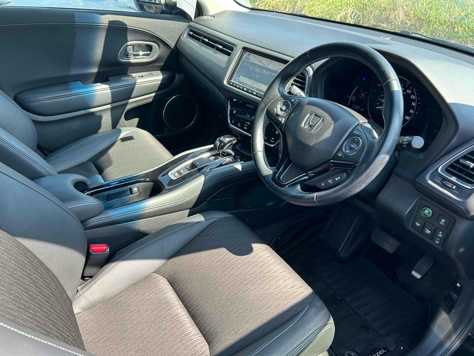 Honda VEZEL HYBRID Z HONDA SENSING