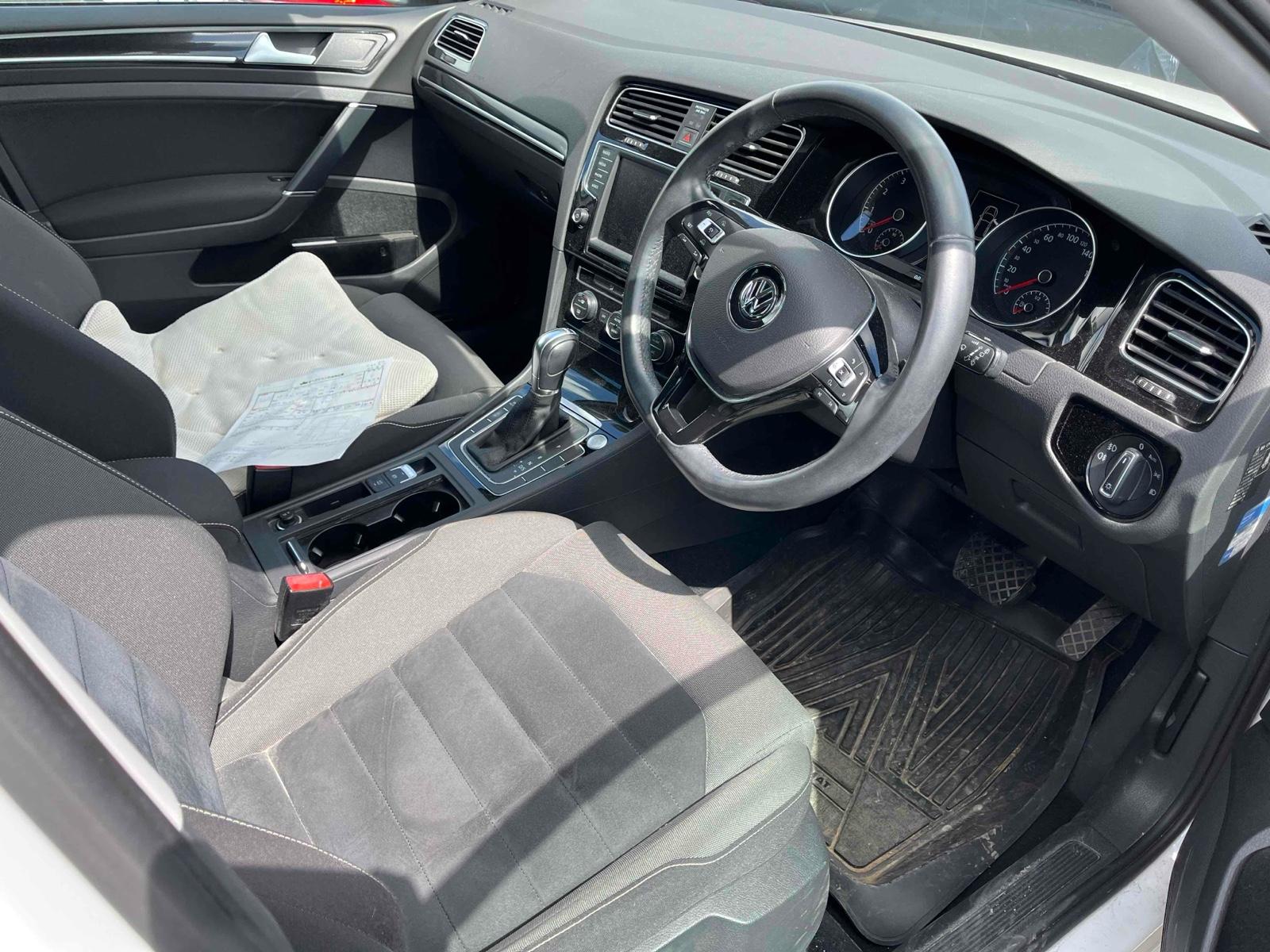 Volkswagen Golf TSI HIGH LINE