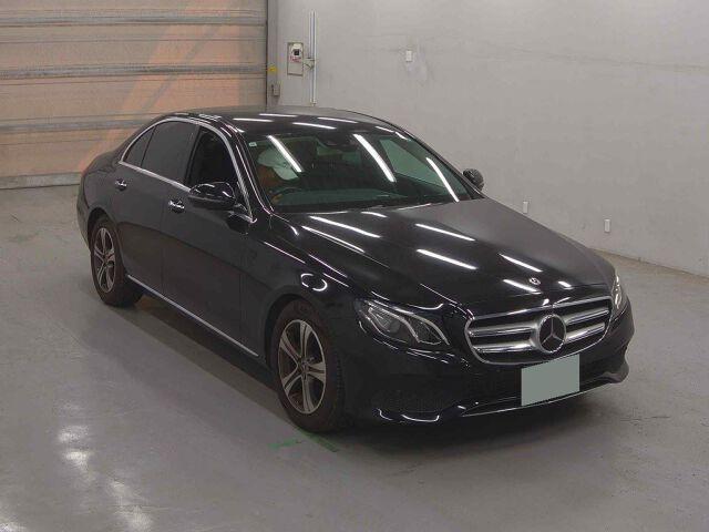 Mercedes-Benz E-class 4d E220D AVANTGARDE