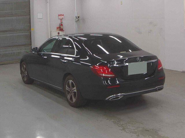 Mercedes-Benz E-class 4d E220D AVANTGARDE