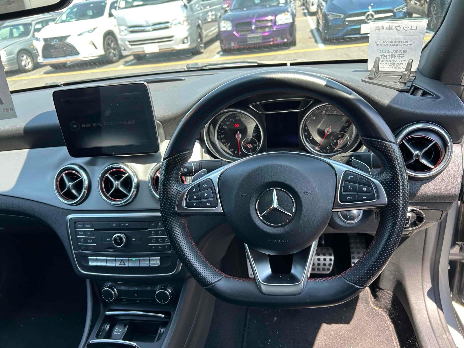 Mercedes-Benz CLA CLA180 SPORT