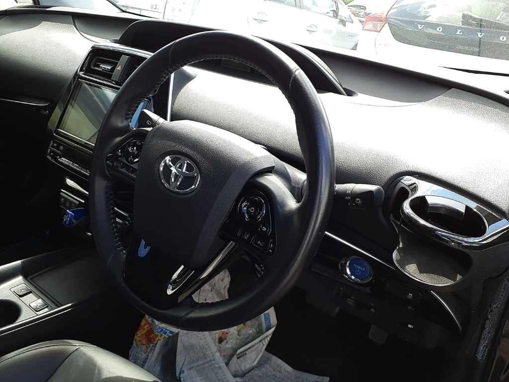 Toyota Prius  S TOURING SELECTION