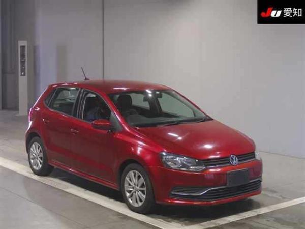 Volkswagen Polo TSIｺﾝﾌｫｰﾄﾗｲﾝ