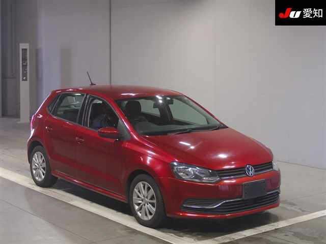 Volkswagen Polo TSIｺﾝﾌｫｰﾄﾗｲﾝ