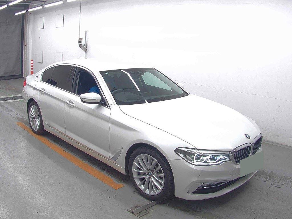 BMW 530 E RUG JIIPAF