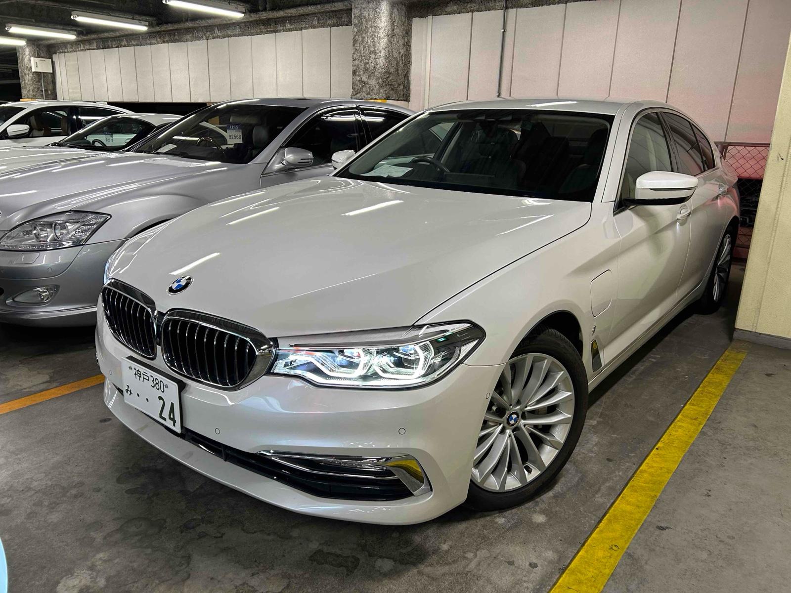 BMW 530 E RUG JIIPAF