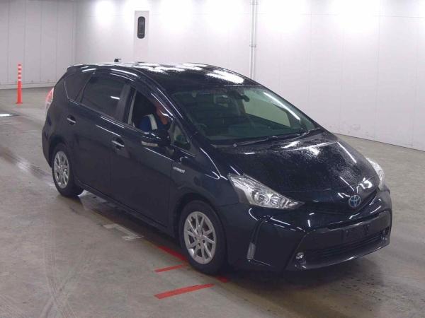 Toyota Prius ALPHA S TUNE BLACK 2