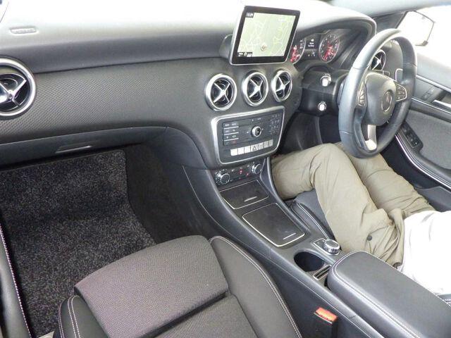 Mercedes-Benz A Class A180