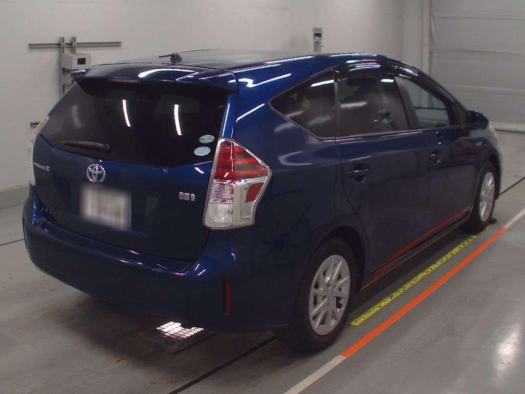 Toyota Prius ALPHA S