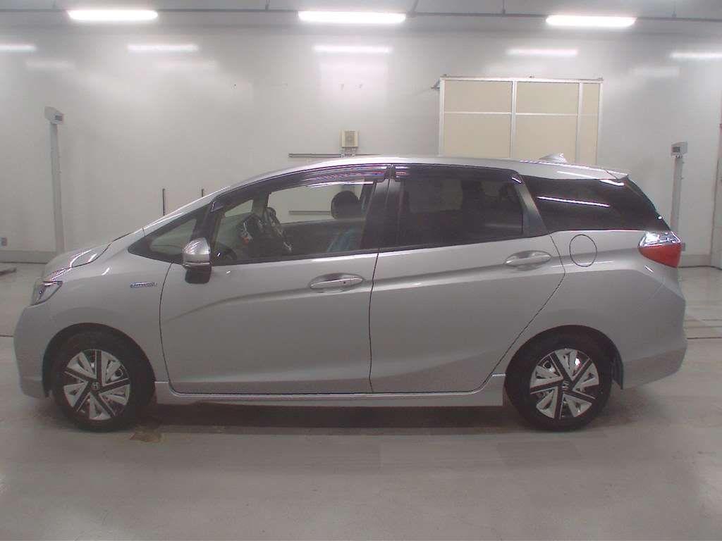 Honda Shuttle HYBRID HONDA SENSING