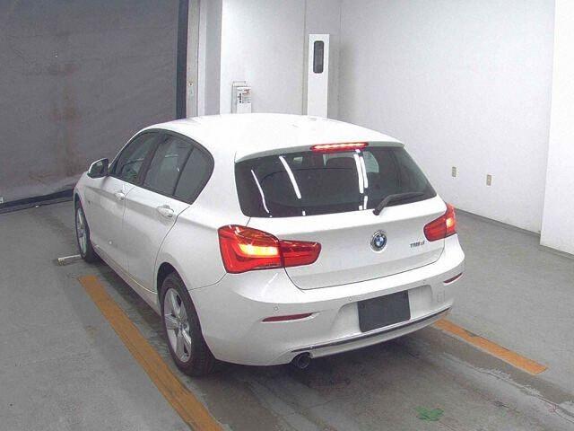 BMW 1 Series 5d 118D SPORT