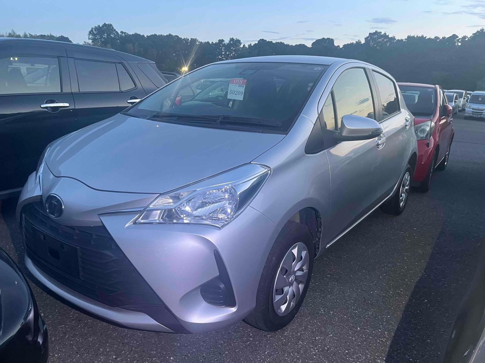 Toyota Vitz F