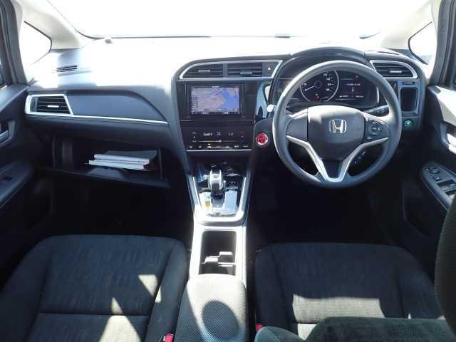 Honda Shuttle HYBRID HONDA SENSING