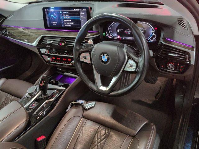BMW 5 Series 4d 530E LUXURY EDITION JOY+