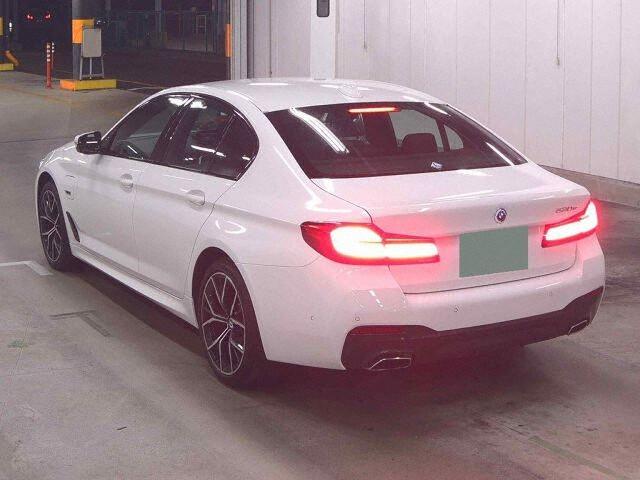 BMW 5 Series 4d 523E M-SPORT