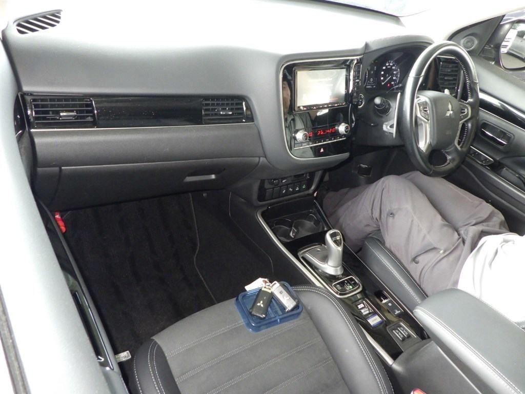 Mitsubishi Outlander Phev 4wd G