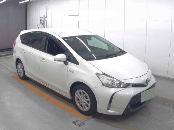 Toyota Prius ALPHA S