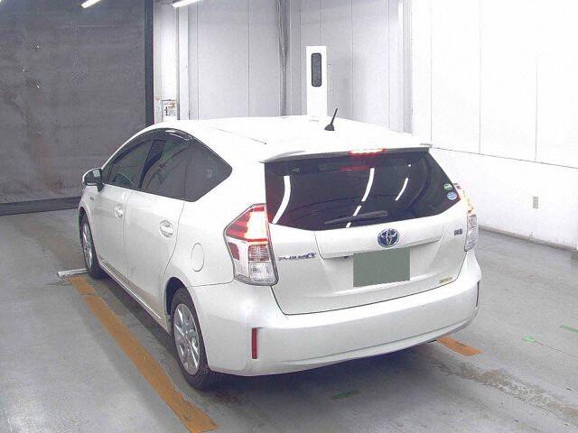 Toyota Prius ALPHA S