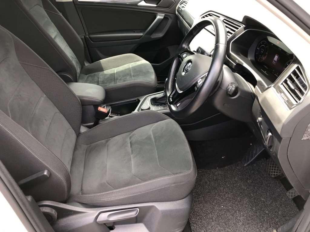 Volkswagen ﾃｨｸﾞｱﾝ TDI 4ﾓｰｼｮﾝ ﾊｲﾗｲﾝ 4WD