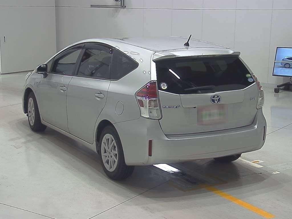 Toyota Prius ALPHA S