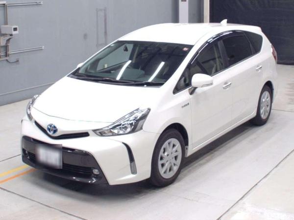 Toyota Prius ALPHA S TUNE BLACK