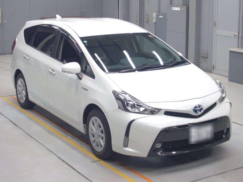 Toyota Prius ALPHA S TUNE BLACK