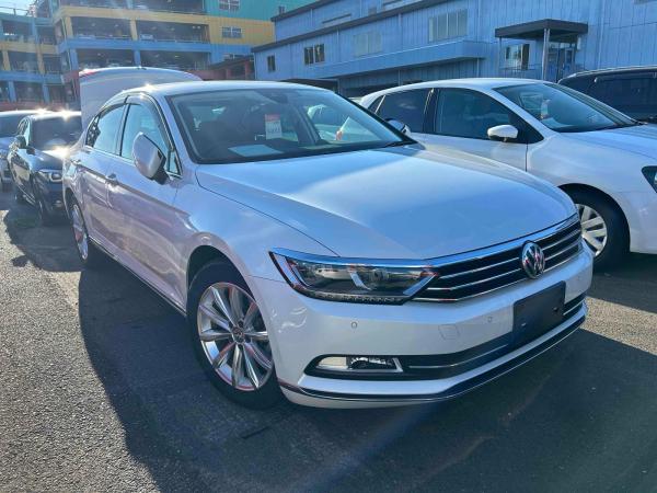 Volkswagen Passat TSI ELEGANCE LINE