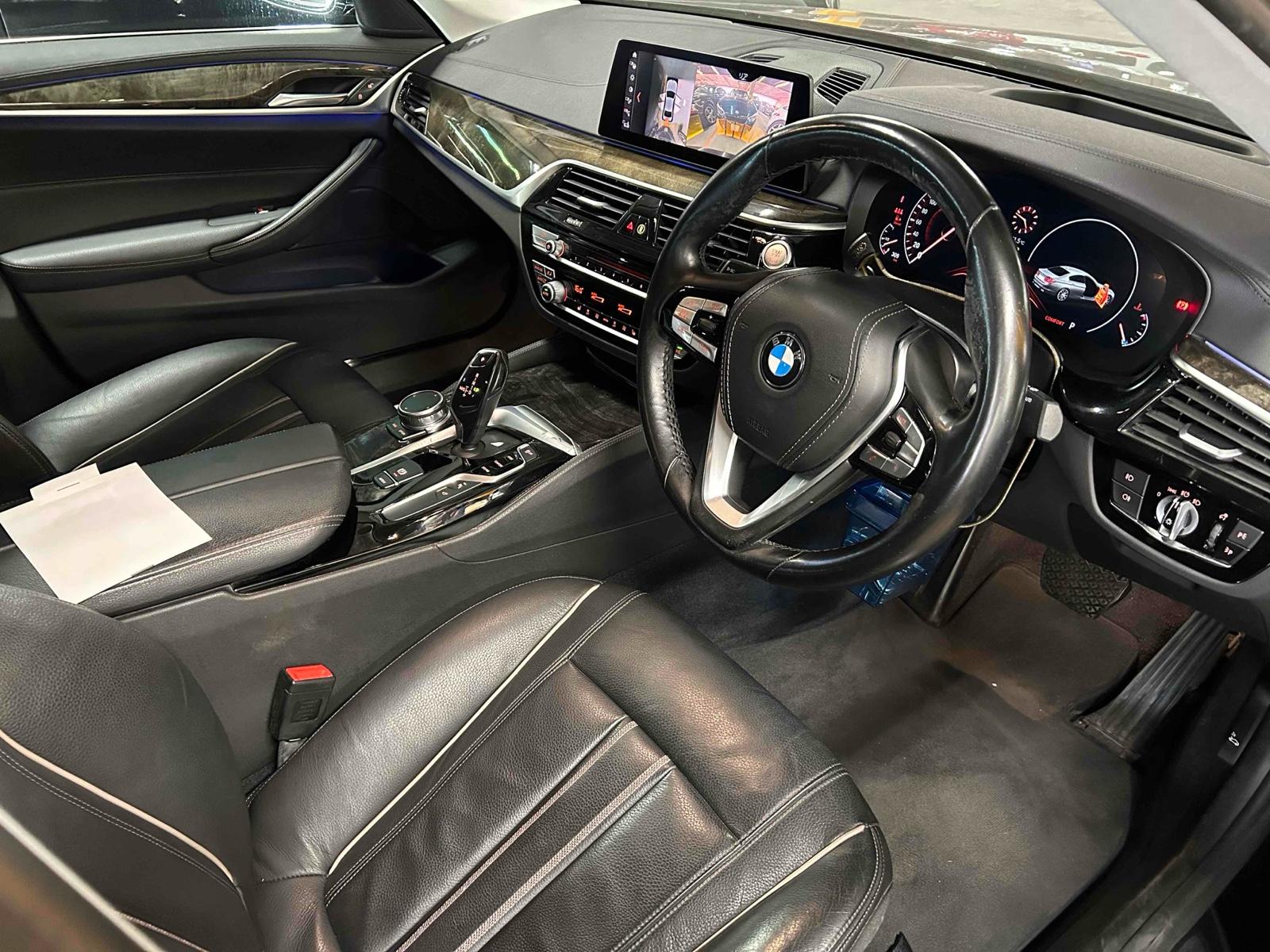 BMW 523D LUXURY 2.0