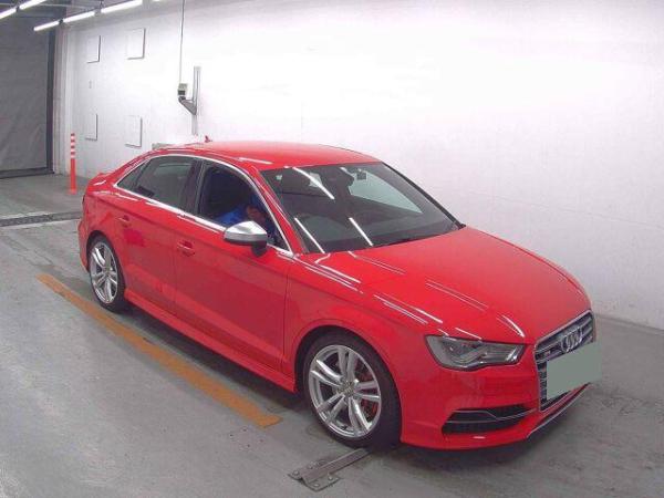 Audi S3 SEDAN 2.0TFSI QUATTRO