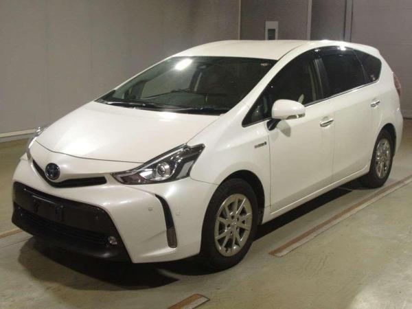 Toyota Prius ALPHA S TUNE BLACK 2