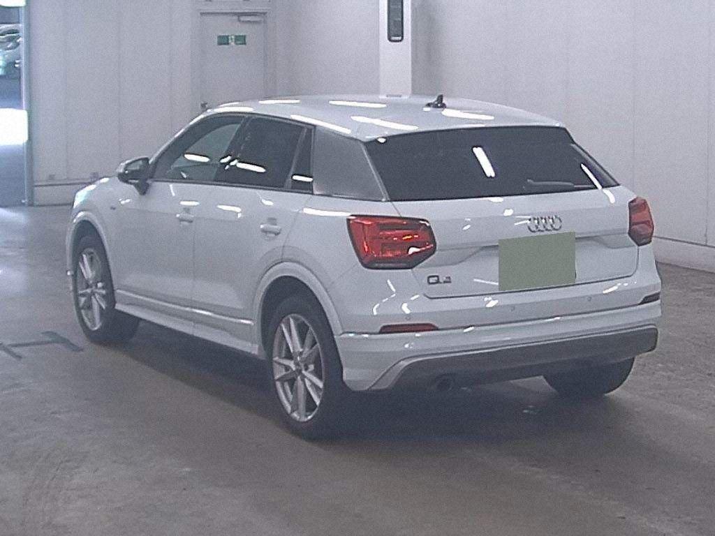 Audi Q2 30TFSI SPOILER S LINE