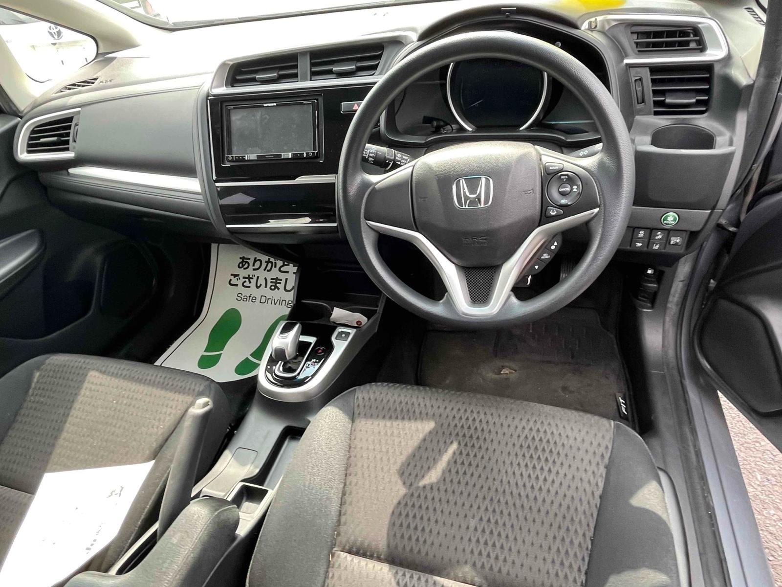 Honda Fit HYBRID HYBRID F