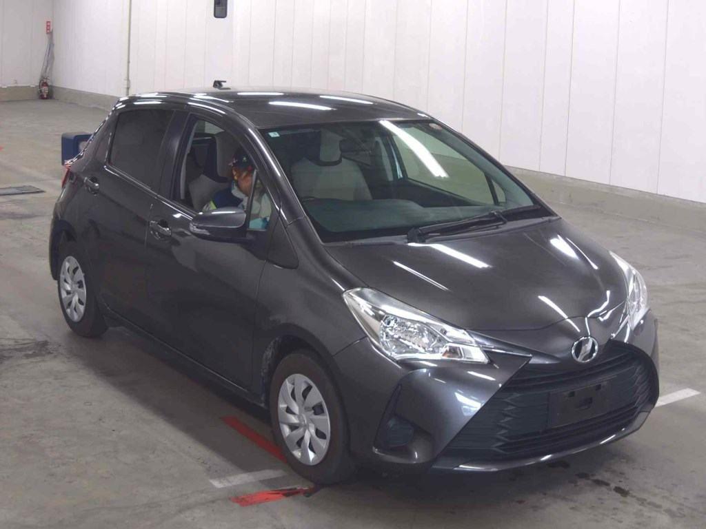 Toyota Vitz F SMART S TOP PG