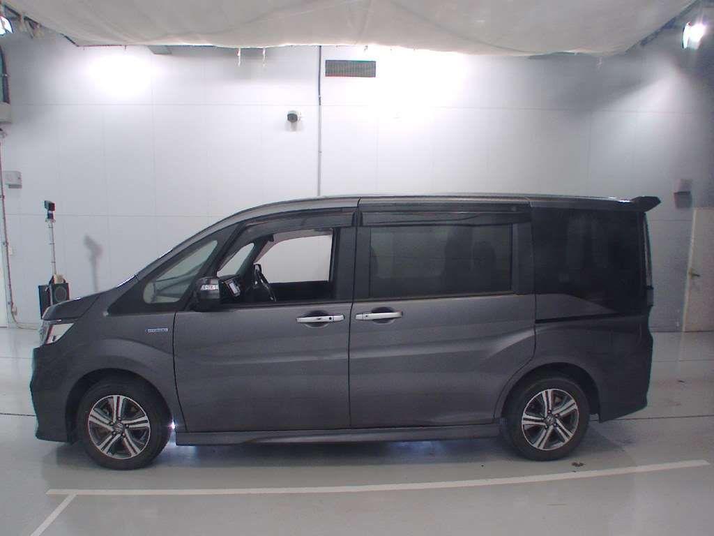 Honda Stepwagon SPADA SPADA HV B HONDA SENSING